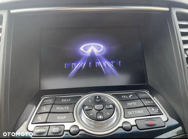 Infiniti FX FX30d S - 14