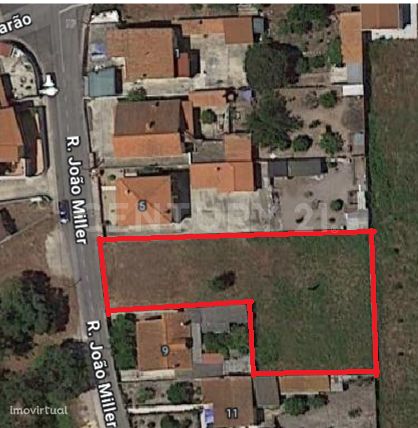 Terreno Urbano com 1222m2 na Marinha Grande