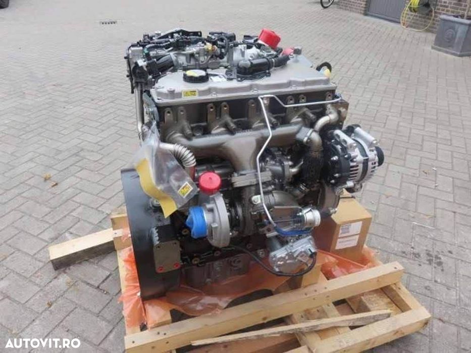 Motor cat c4.4 in 4 cilindrii 2014 ult-020248 - 1