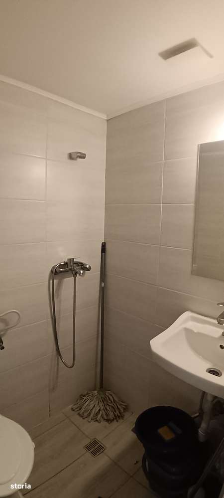 Vand / Garsoniera / Nufarul et 3 / renovata / mobilata nou-4
