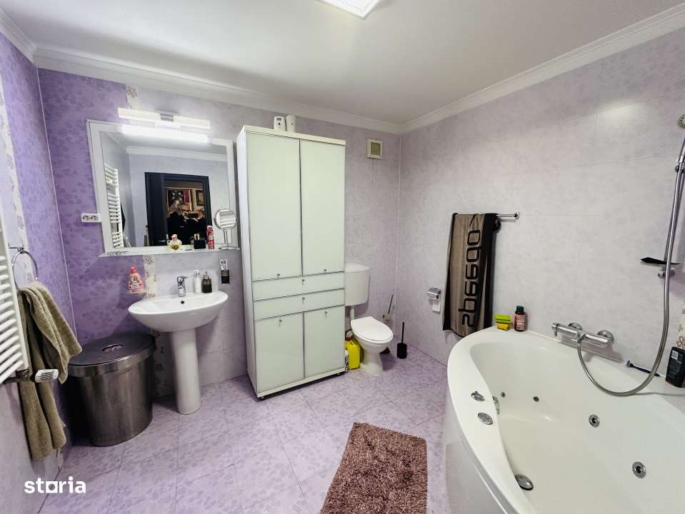 Duplex 3 camere, mobilat utilat utra-lux, 147 mp, Rosu, Militari Resid-8