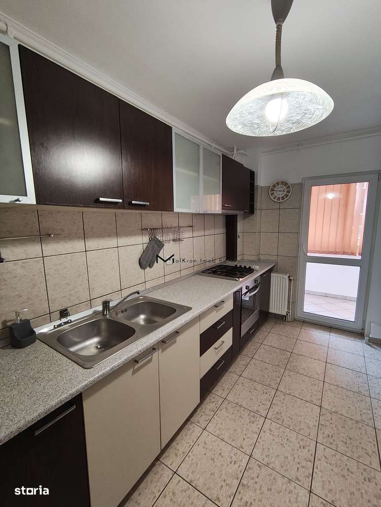 Apartament spațios de închiriat 3 camere Racadau - Imagine principală: 2/8