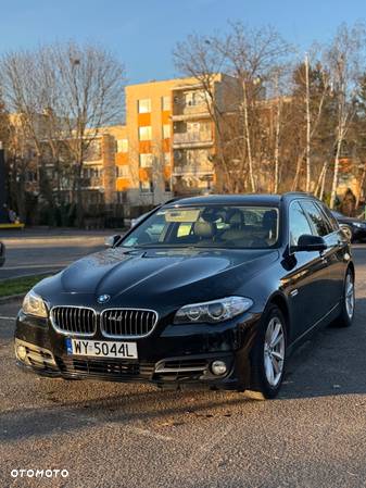 BMW Seria 5 525d xDrive Touring - 1