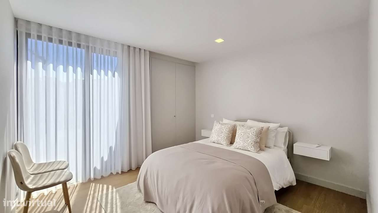 Apartamento semi-novo duplex com 2 quartos em Aveiro-19