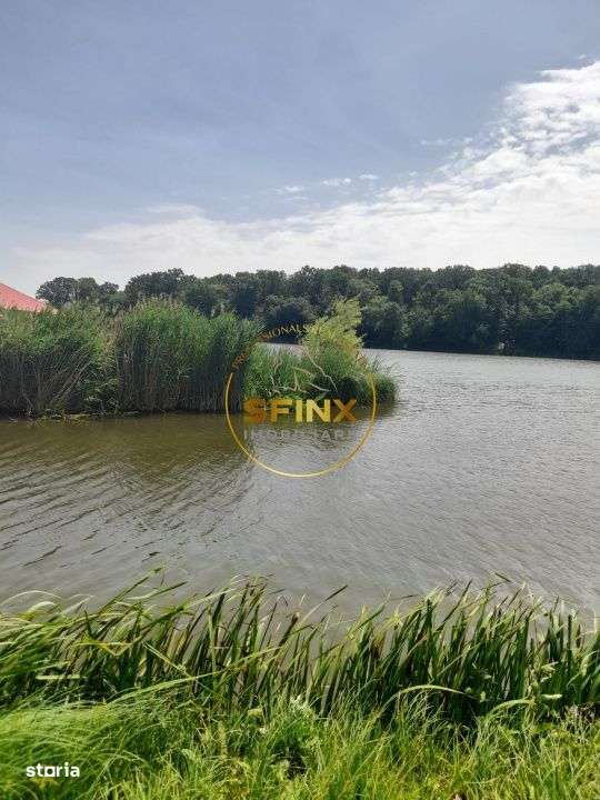 Teren cu autorizatie 3 case Caldarusani lac/padure 2700 mp, 85 ml desc - Imagine principală: 2/3