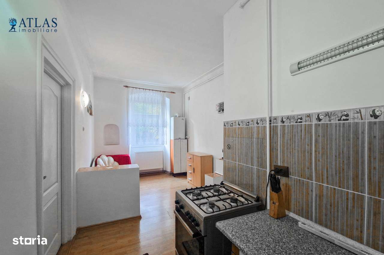 Piata Sfatului - Piata Brassai, 2 accese, vedere padure, comision 0%-12