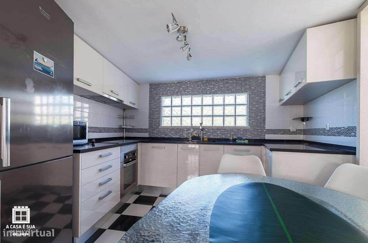 Moradia Bifamiliar renovada e equipada em Alvaiázere - Exclusivo - Grande imagem: 4/38