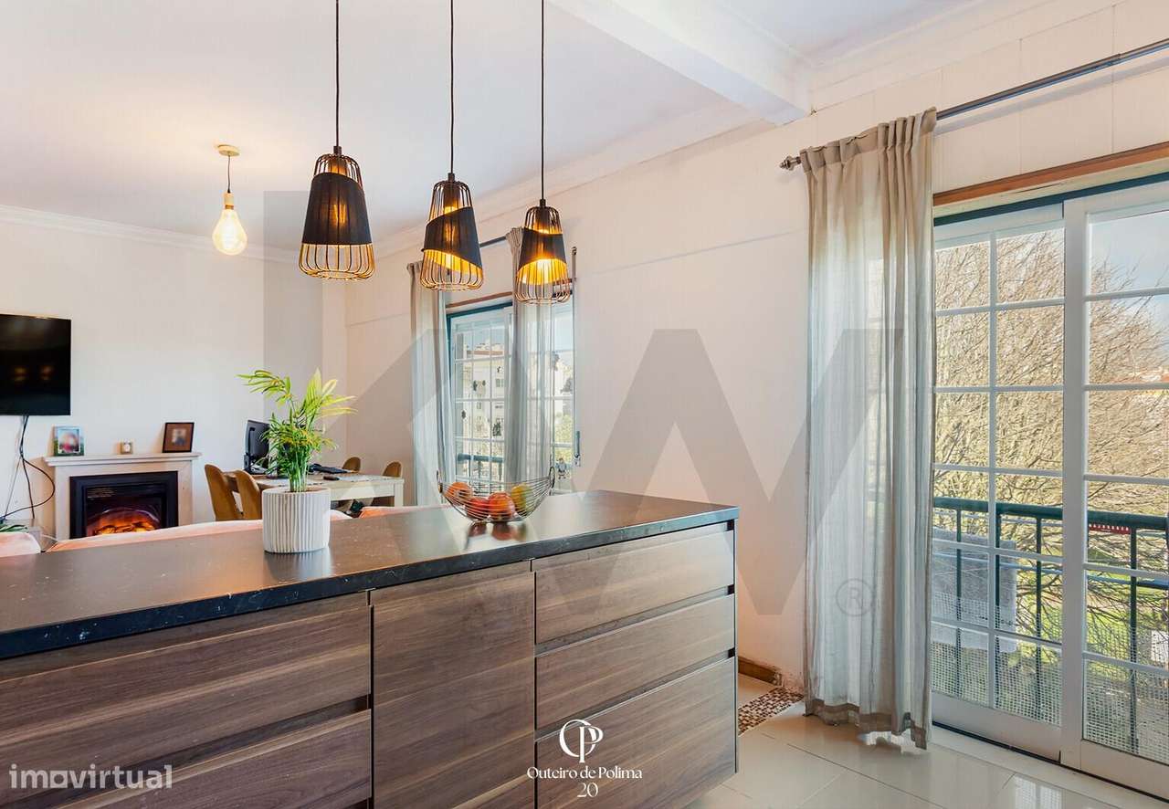 Apartamento T3 Renovado com Box Privativa – Outeiro de Polima - Grande imagem: 2/16