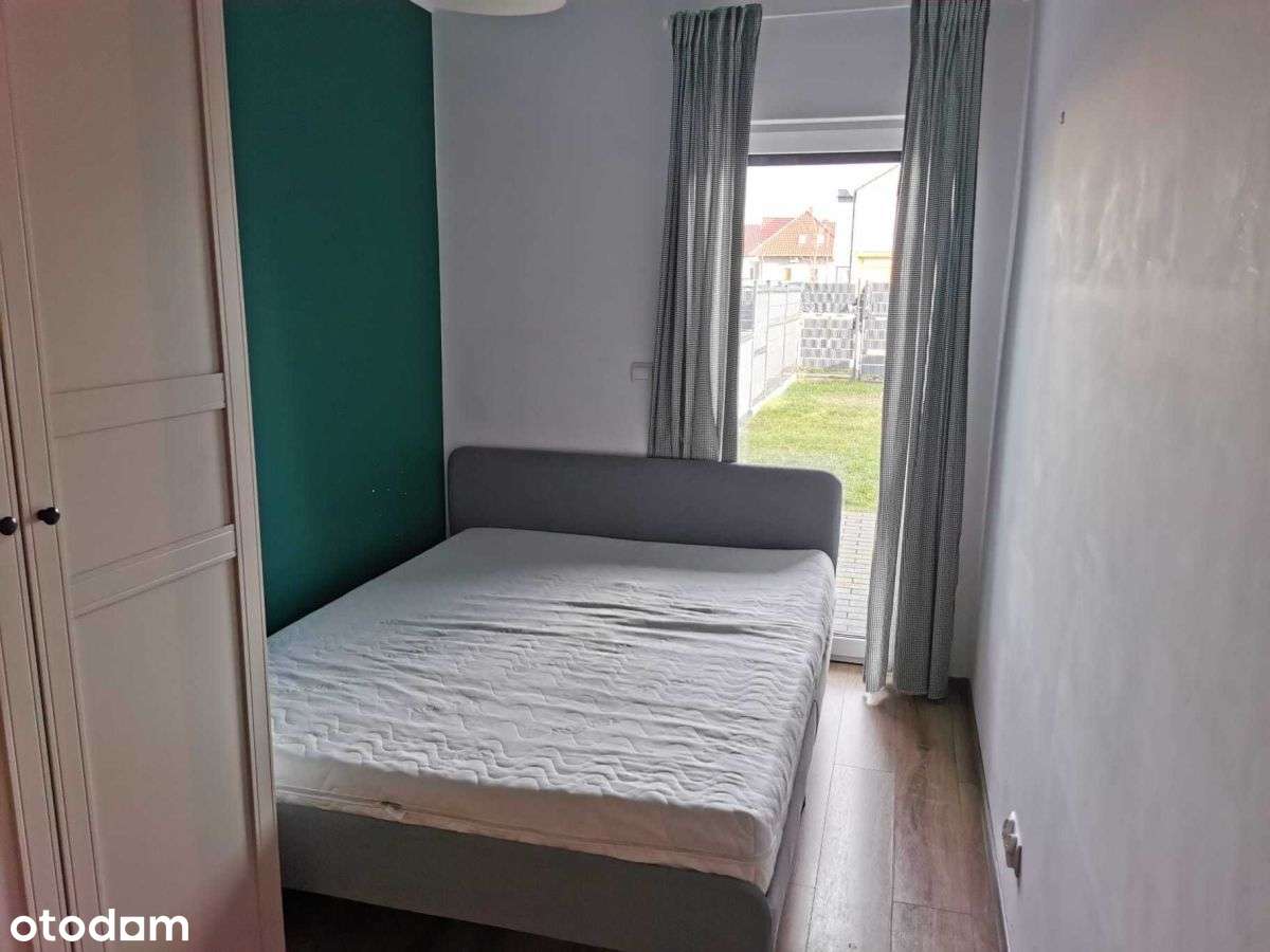 3 pokoje z ogrodenm i miejscem postojowym-15