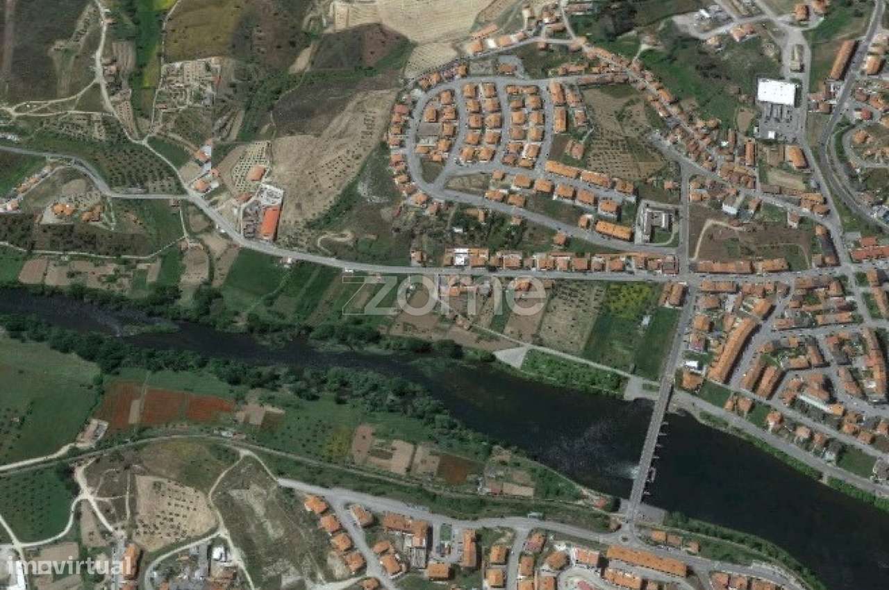 Terreno 12.383m2, Mirandela - Grande imagem: 4/5
