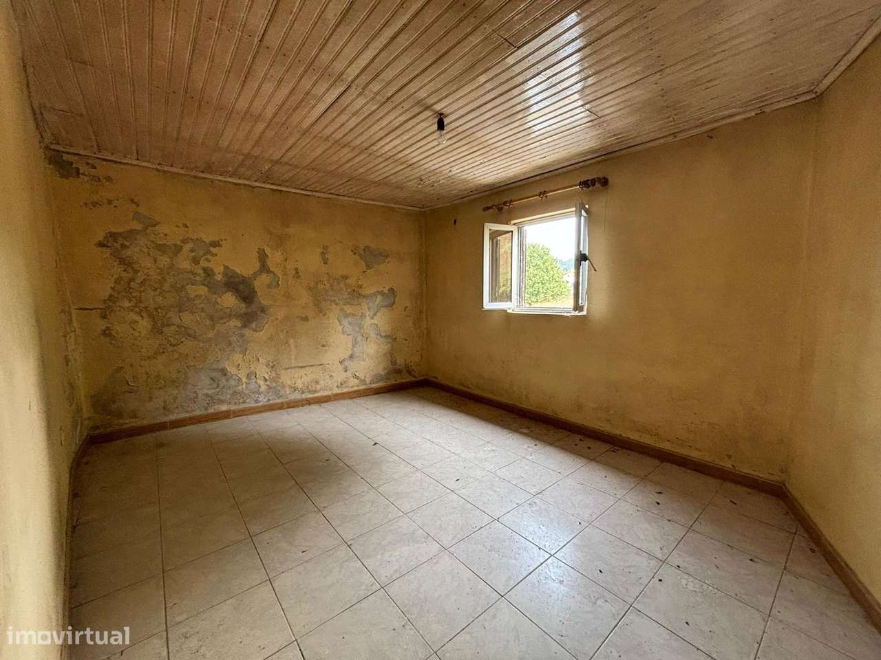 Moradia para Restaurar T1 Venda em Grade e Carralcova,Arcos de Valdeve-5