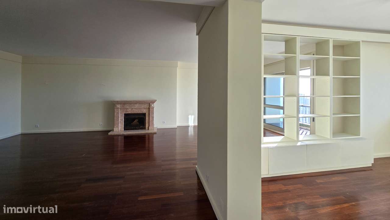 T4 Edificios Aviz Porto 257,5m2 Vistas Mar-10