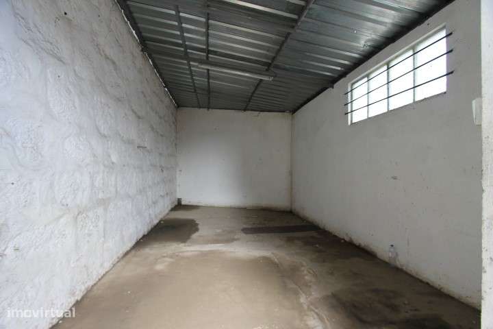 Armazém e Terreno R. Gonçalves Zarco- A28- Mar Shopping - Grande imagem: 2/12