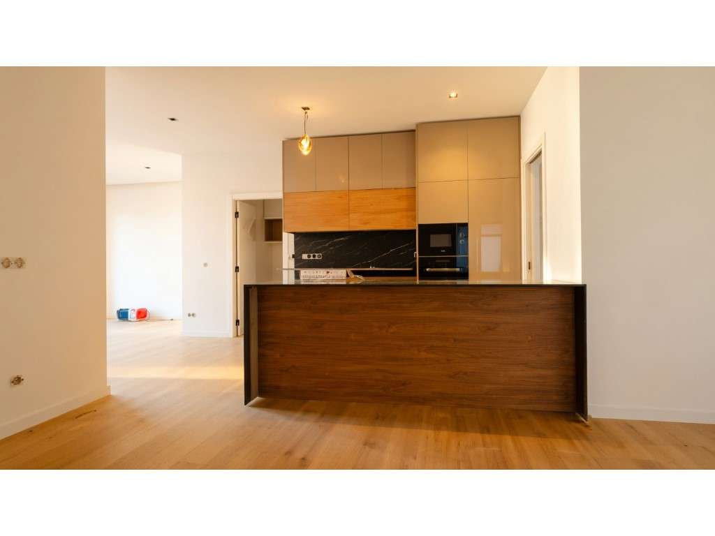 Magnifico Apartamento T0+1 - Monte Abraão - Queluz - Remodelado-5