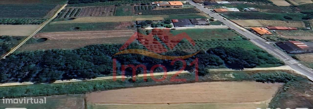 Terreno para construção de moradia(s)-10