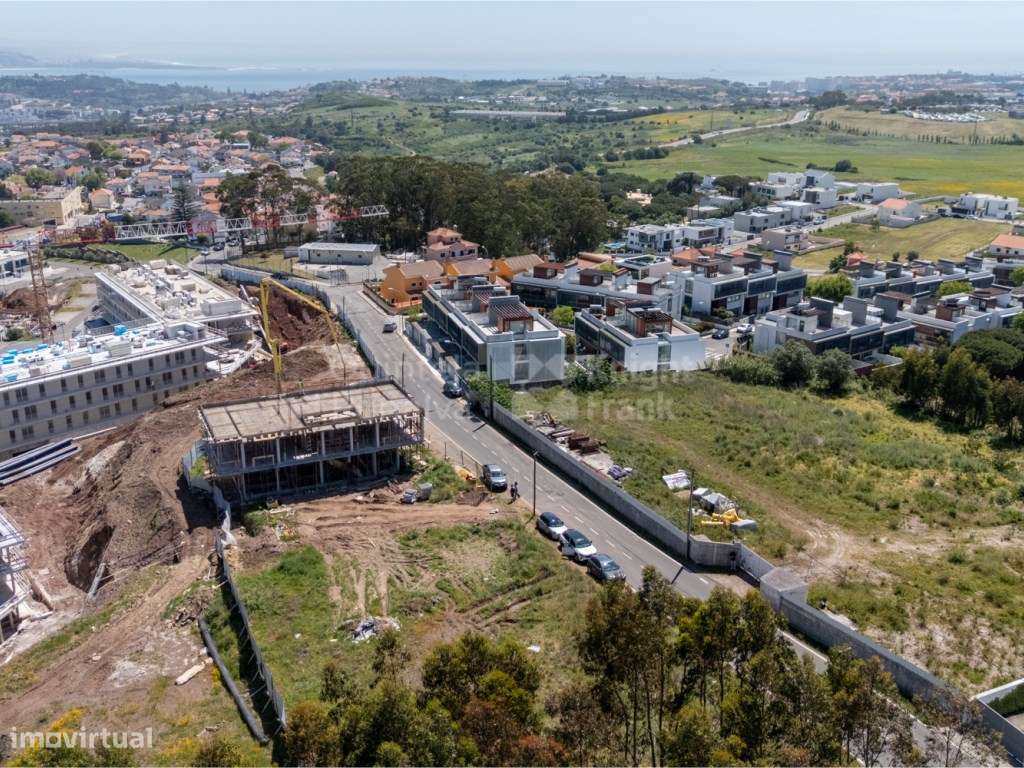Moradia T5 com piscina e Campo de Padel em Barcarena, Oeiras-8