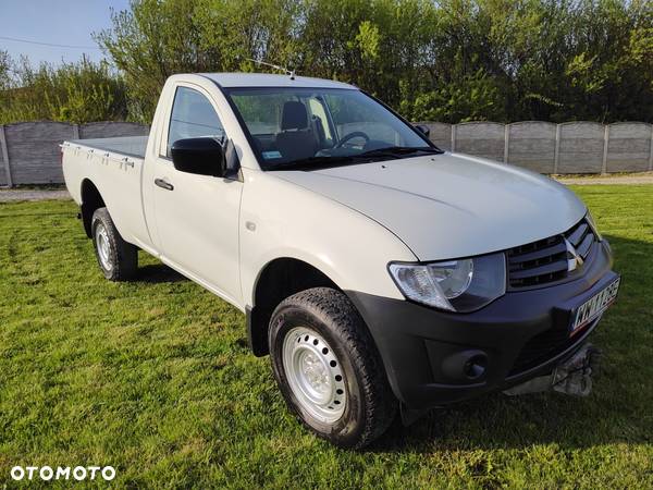 Mitsubishi L200 2.5 DID SC Inform AC - 15