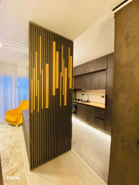 Proprietar, închiriez garsoniera situata langa Starbucks, Coresi. - Imagine principală: 5/8