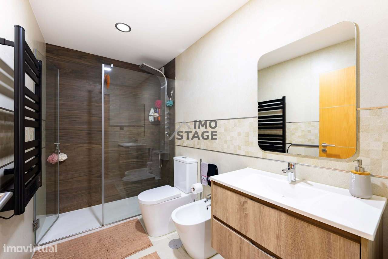 Moradia T3 de Luxo em Condomínio no Centro de Valongo-20