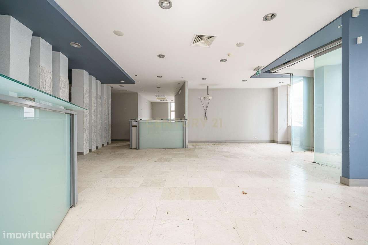 Palacete Chatillon – Um Ícone no Coração de Setúbal-7