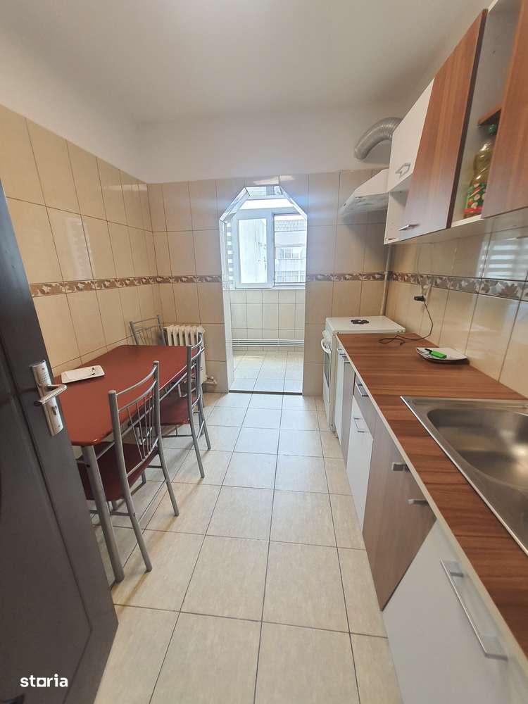 Galata, 2 camere decomandat, complet mobilat si utilat - Imagine principală: 3/6