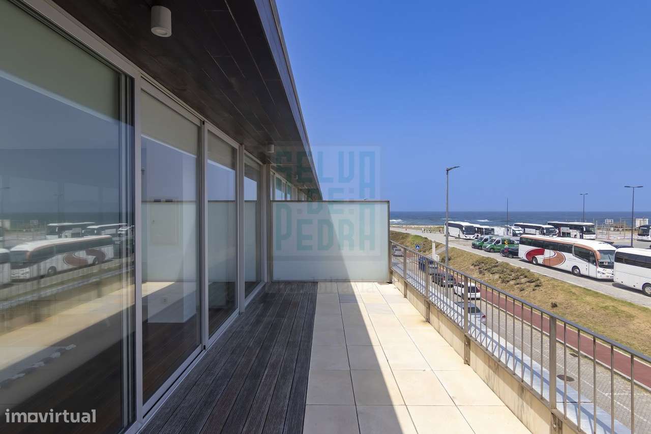 Moradia T3 de Luxo com Vista Mar | Praia da Agudela | Condomínio Fech-58