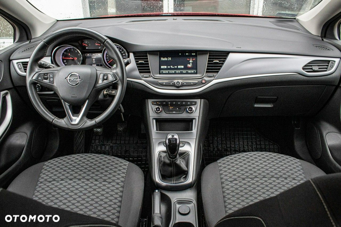 Opel Astra V 1.4 T Enjoy S&S - 11