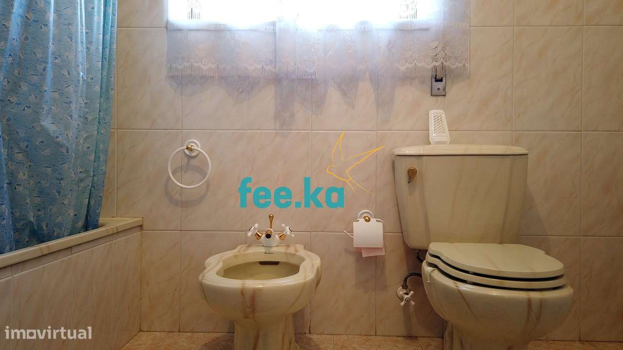 Apartamento T4 com Garagem-24