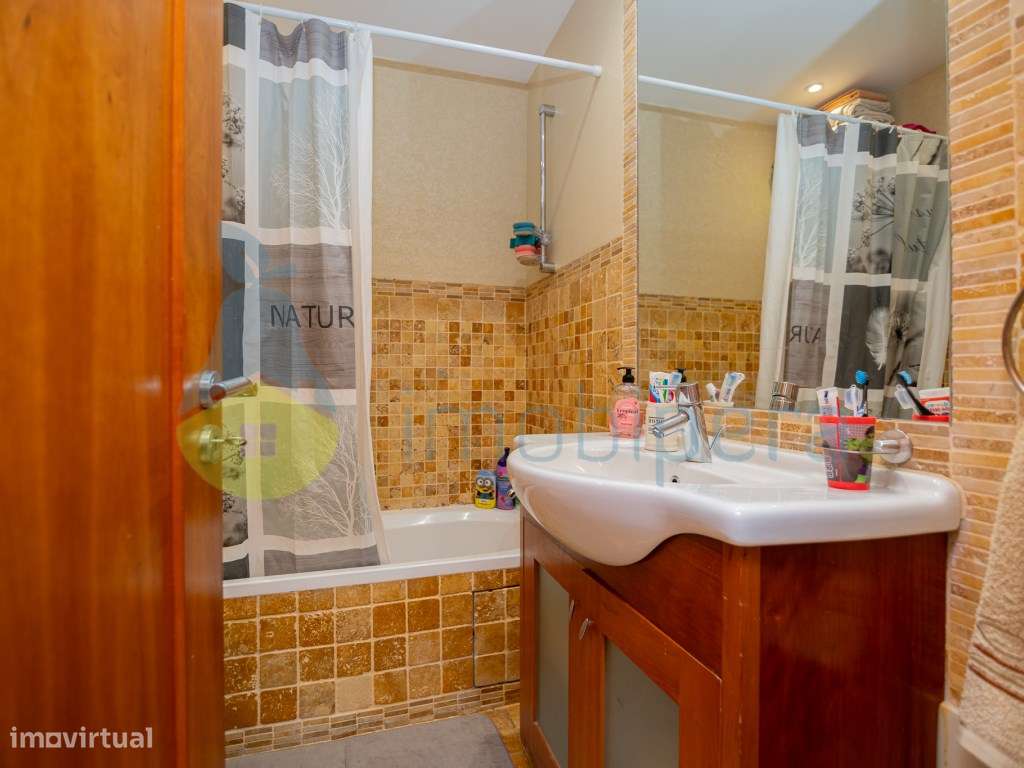 Excelente apartamento T2 localizado sobre o Rio Arade na Boca do Ri...-20