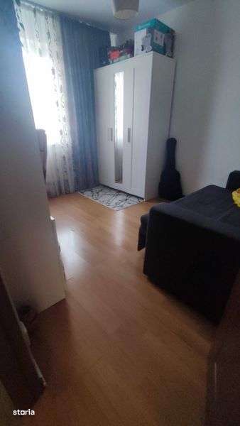 Vand apartament 2 camere