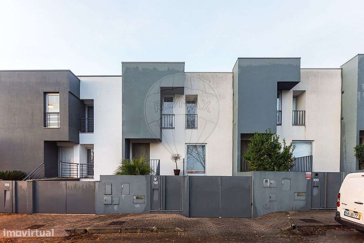 Moradia T4 para venda-23