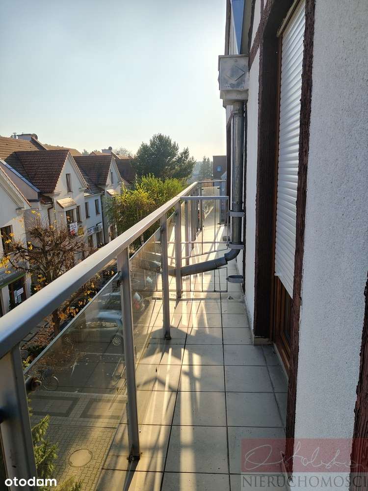 Dwupoziomowe w centrum Puszczykowa-8