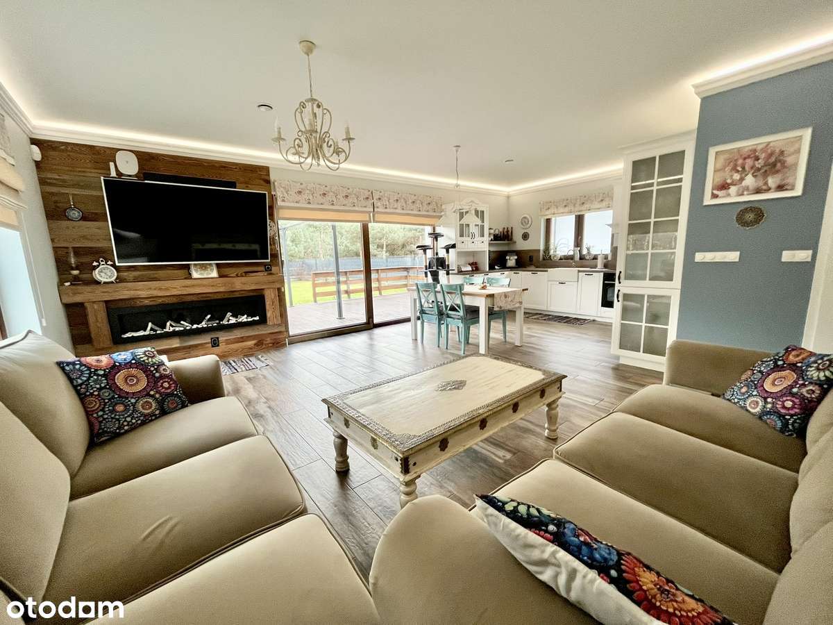 Stylowy i przytulny dom z klimatycznym wnętrzem-gotowy do zamieszkania - Pełny obrazek: 2/19