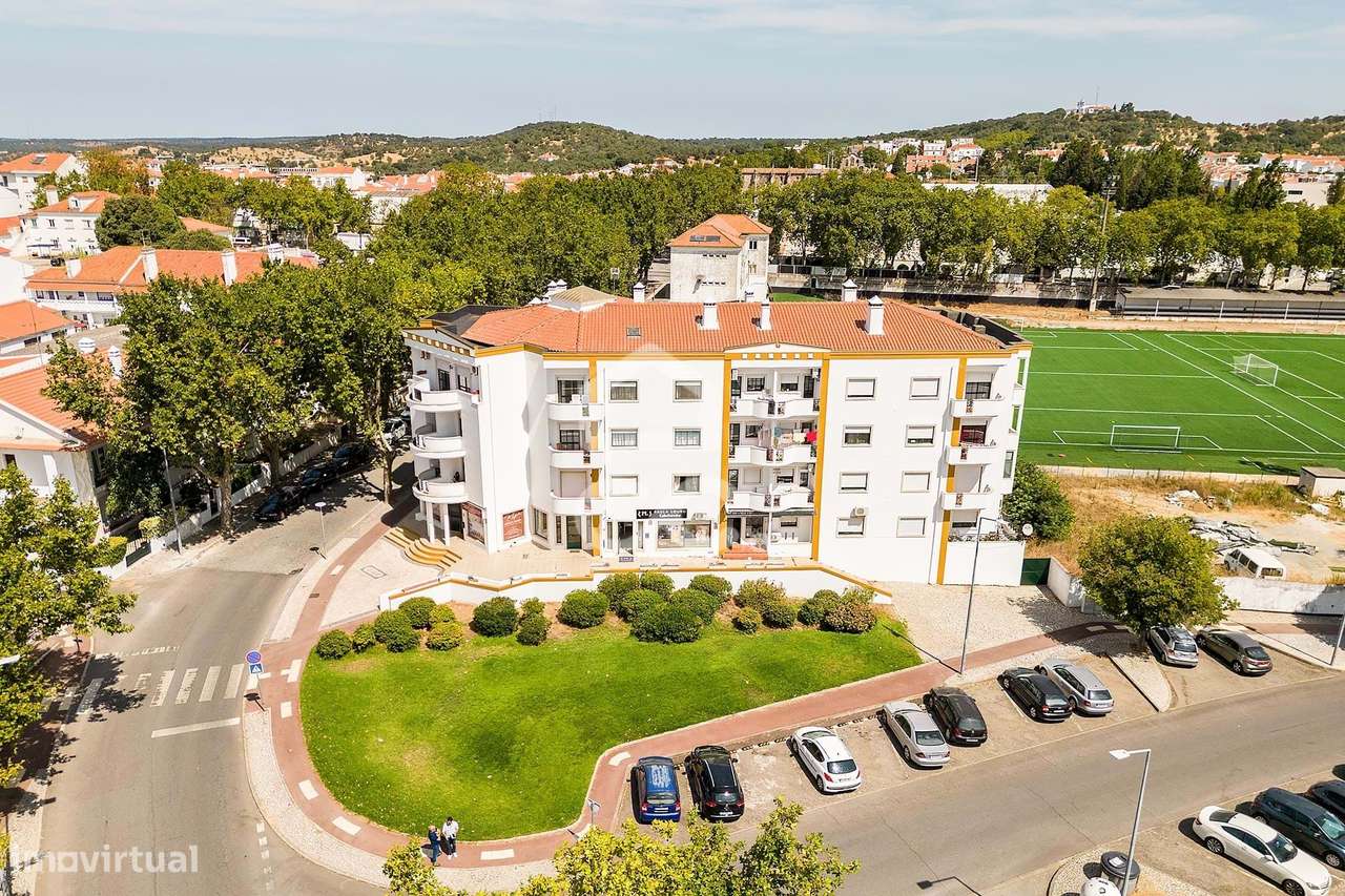 Apartamento T2 de Rés de Chão c/ Terraço | Montemor-o-Novo - Grande imagem: 1/28