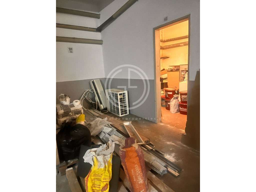 Apartamento T2 renovado, vista mar em Quarteira-9