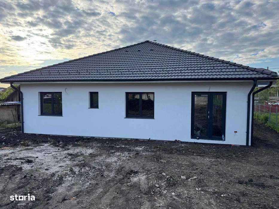 Casa pe un nivel de vanzare Dezmir, Cluj-Napoca - Imagine principală: 2/7