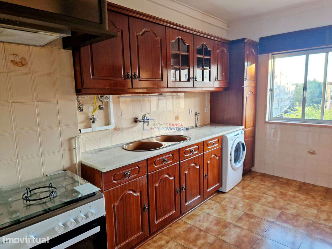 T2 em Rio de Mouro - Grande imagem: 5/25