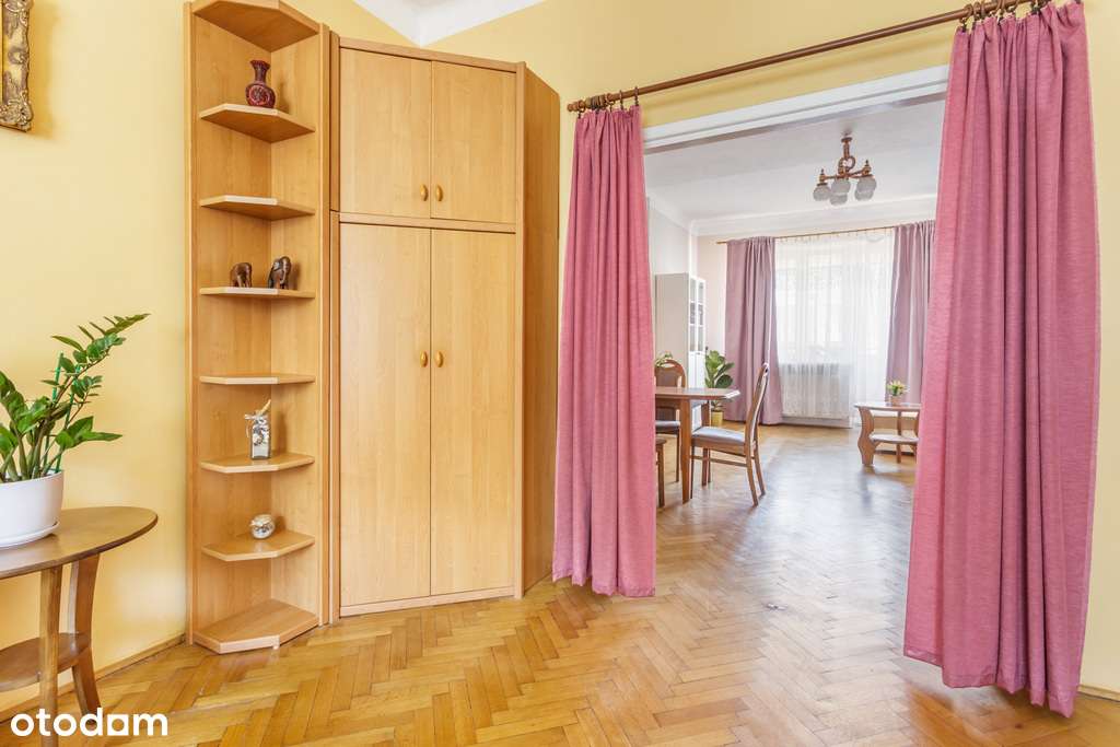 Przestrzenne 3 Pokoje w Kamienicy z Balkonem-5