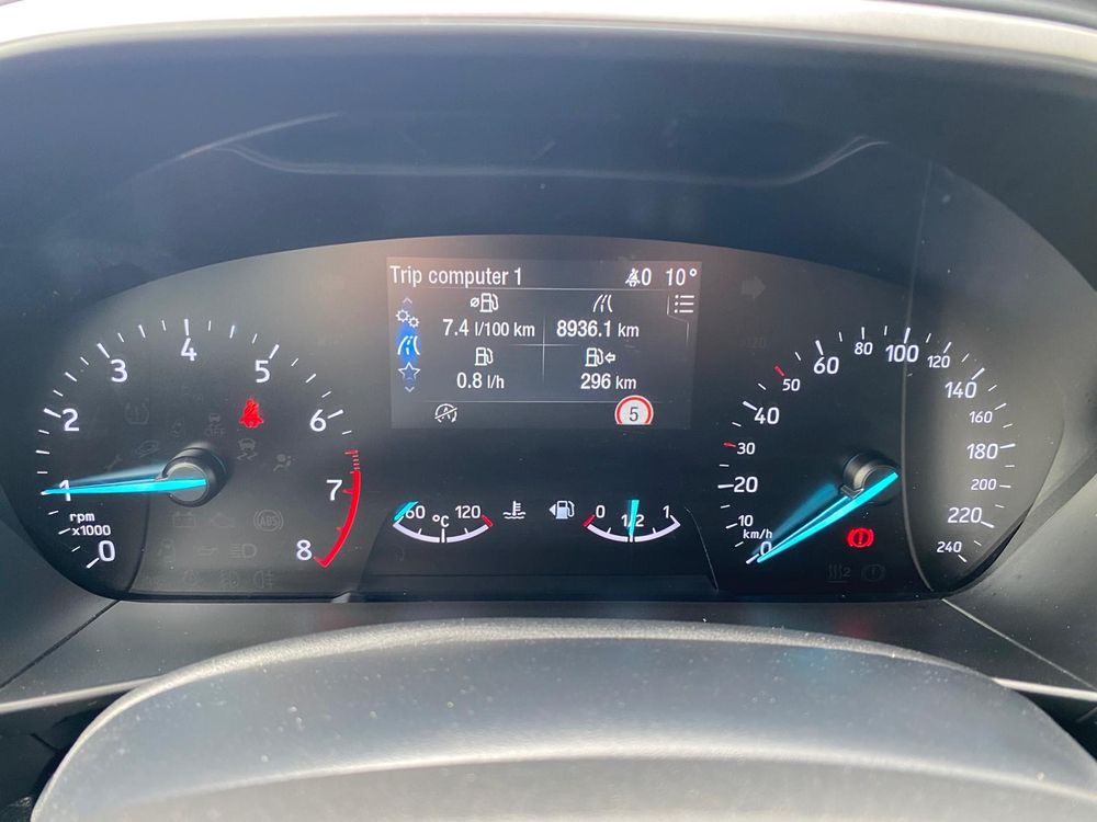 Ford Focus - foto 12