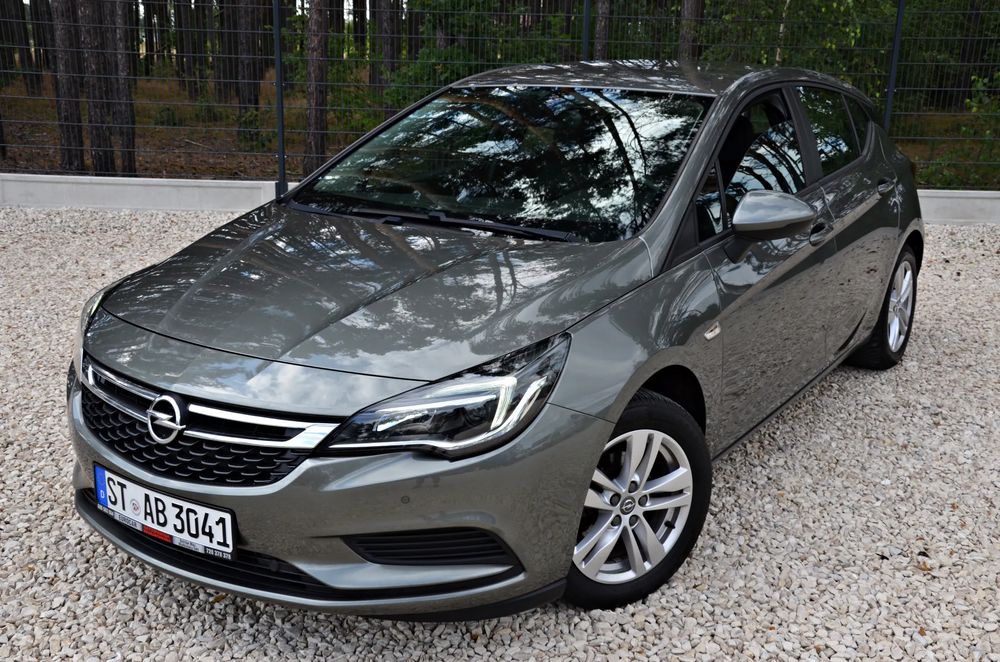 Opel Astra K (2015-2021) 1.4 Turbo Dynamic 2018