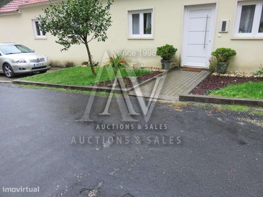 Casa de R/C com dependências cobertas - BIDOEIRA DE CIMA - LEIRIA |... - Grande imagem: 5/6