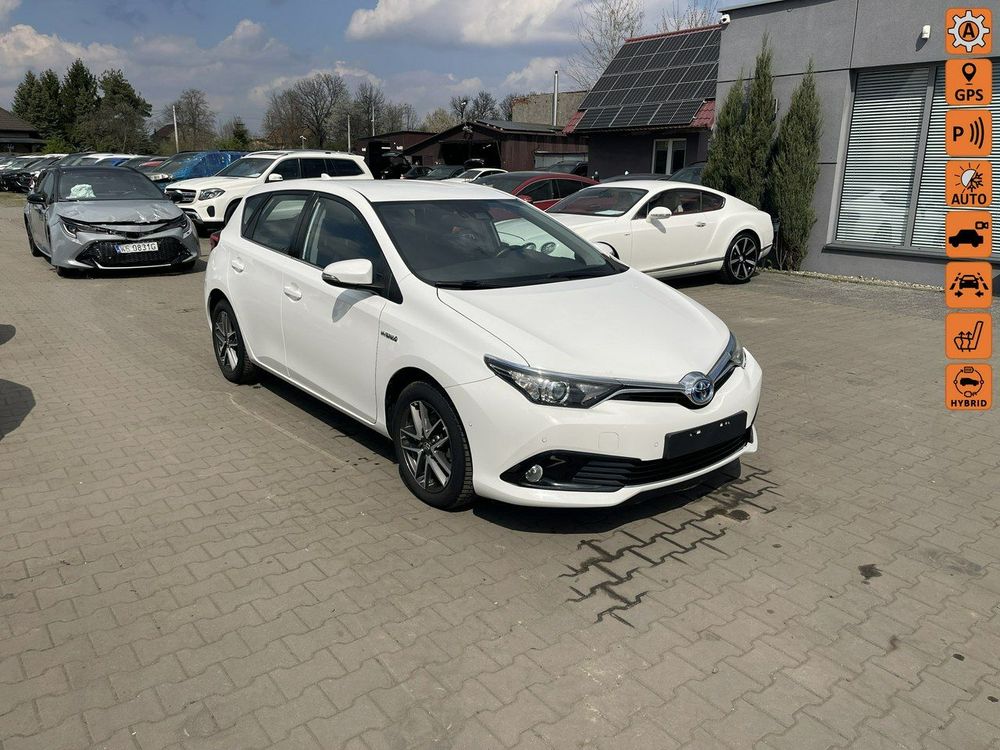 Toyota Auris II Hybrid 135 Freestyle 2017