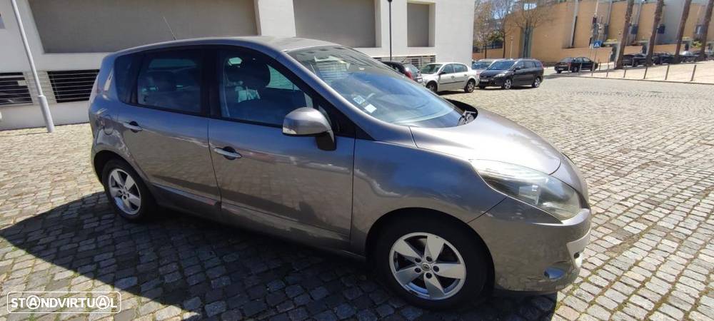 Renault Scénic 1.5 dCi Dynamique S - 35