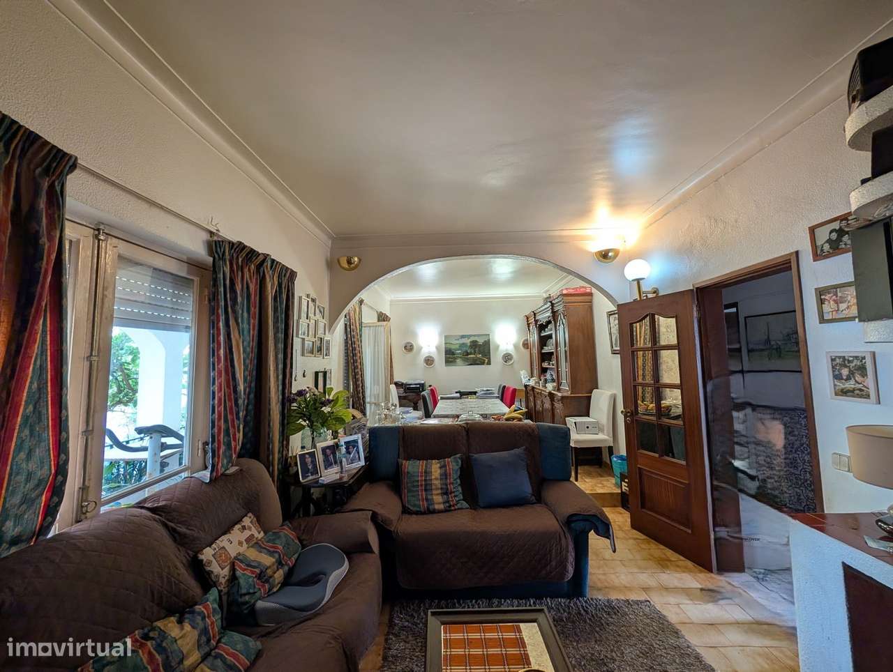 Excelente moradia centro Costa Caparica-38