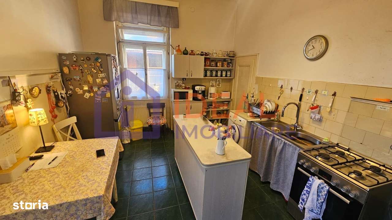 Casă boierească cu teren 900 mp – Calea Poplăcii, Sibiu - Imagine principală: 4/20