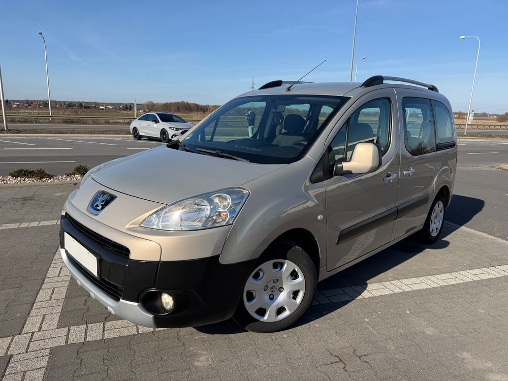Peugeot Partner II 2011