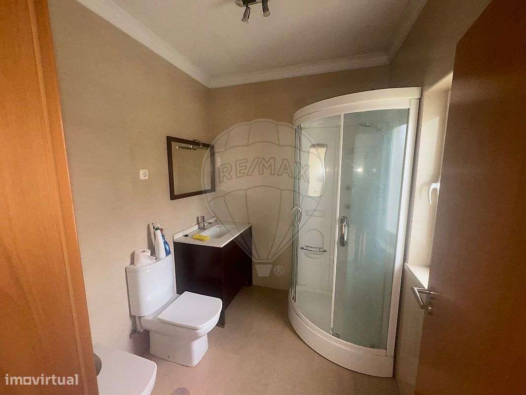 Moradia T4 para venda-25