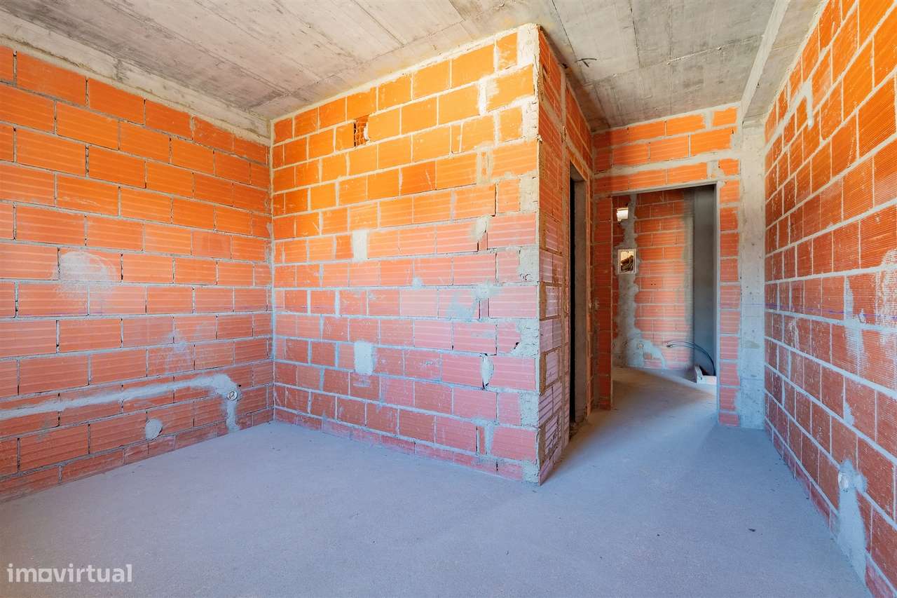 Moradia T4 em Construção em Vale Flores - Feijó Almada-25