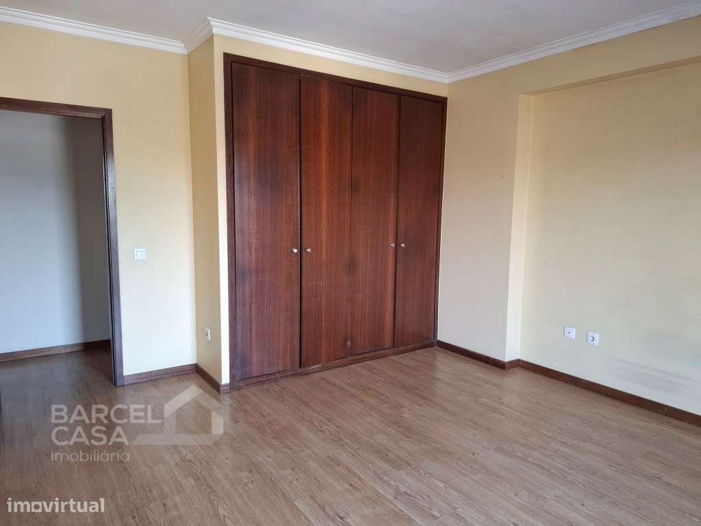 Apartamento T2 com Terraço em Galegos Santa Maria, Barcelos-8