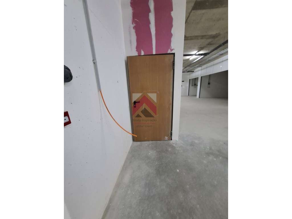 Apartamento T2 + Duplex Amplo + Terraço na Cobertura em Esgueira, A...-45